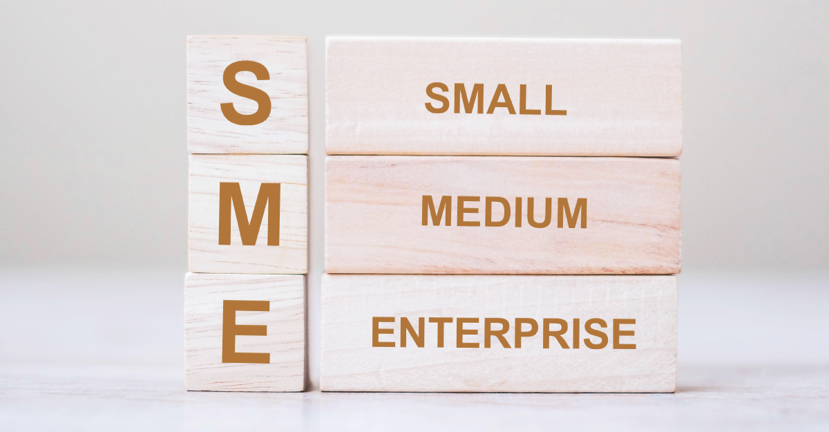 wood blocks with the letters s, m, and e on them 